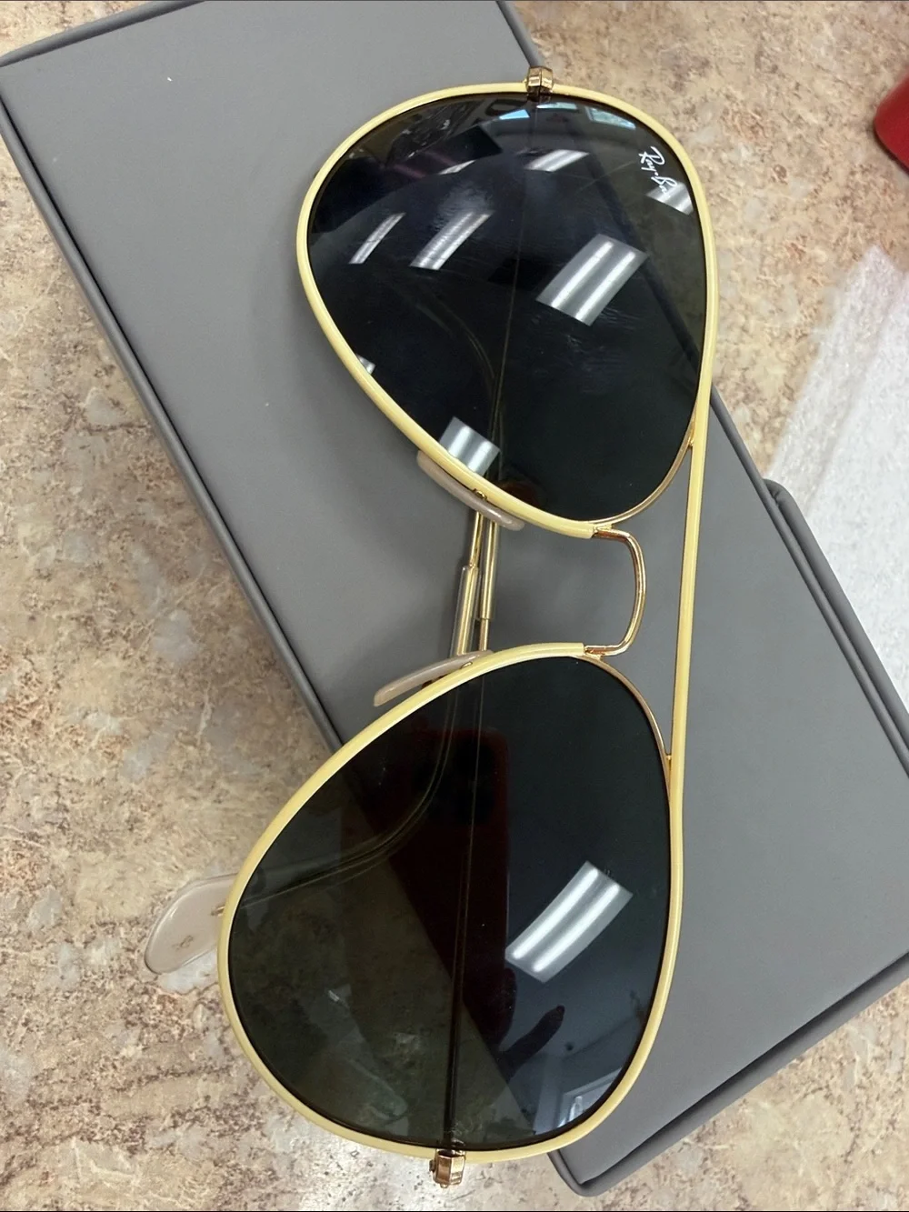 Ray-Ban Men’s Gold Frame Sunglasses with Dark Lenses